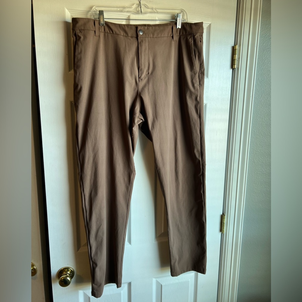 Lululemon Commission Pants Men’s Size 38 x 32 Brown